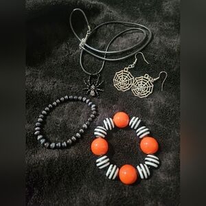 Halloween themed jewelry set
